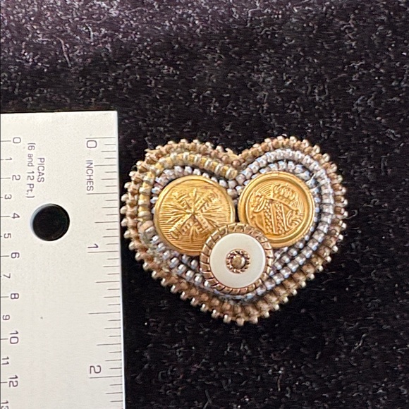 Upcycled Heart Brooch - Picture 2 of 3